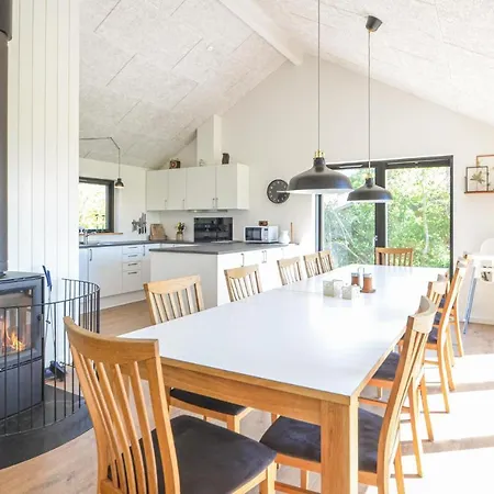 Pet Friendly Home In Vinderup *